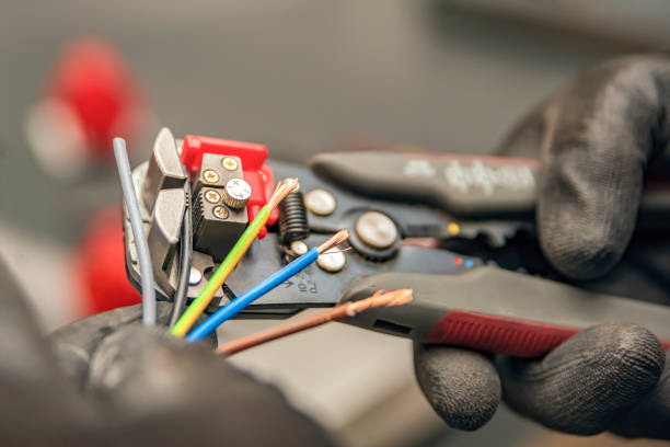 Best Electrical Contractors for Businesses  in Canadian Lakes, MI
